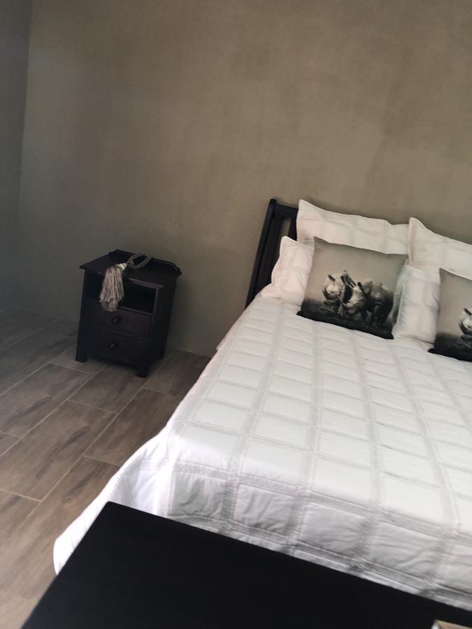 Khuvena Guesthouse Randburg Exteriér fotografie
